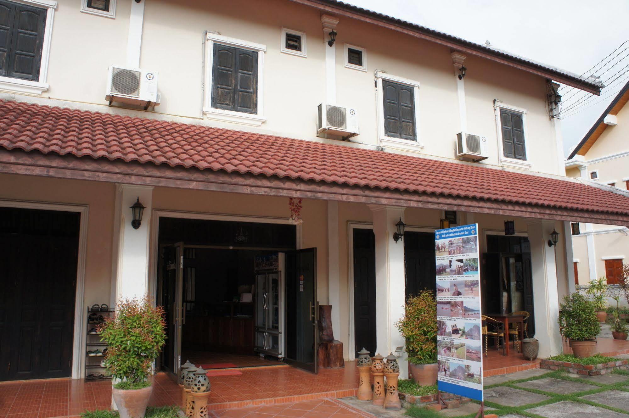 Villa Mahasok Hotel Luang Prabang Exterior photo